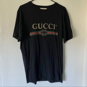 **CLOSET CLEAROUT SALE** Gucci t shirt